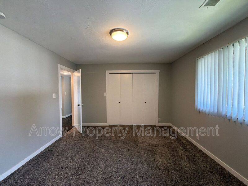 Apartment for rent at 440 Moffitt St #2, Seward, NE 68434