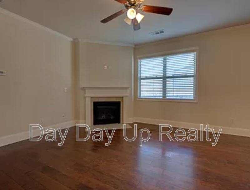 House for rent at 4769 Bogan Meadows Dr, Buford, GA 30519
