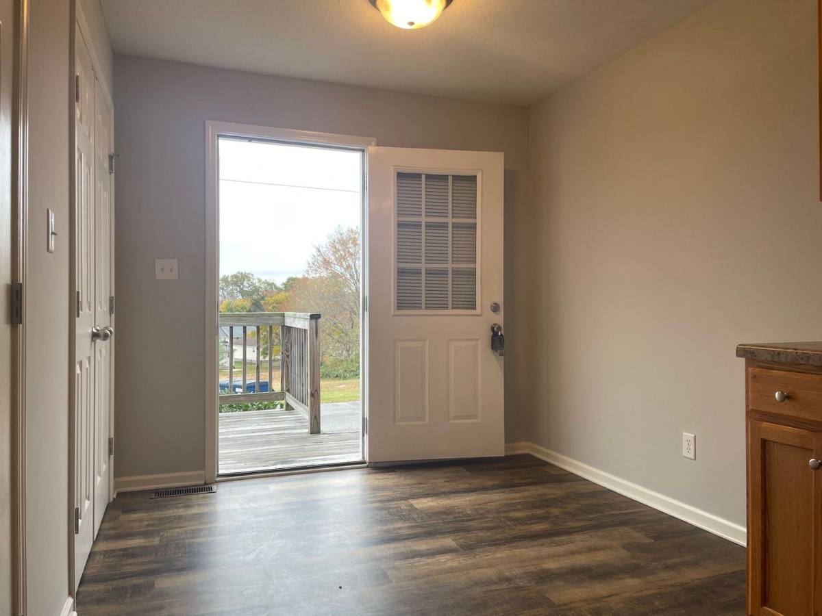 348 Upper Stone Ave #B, Bowling Green, KY 42101 - Townhouse for Rent - Image 5