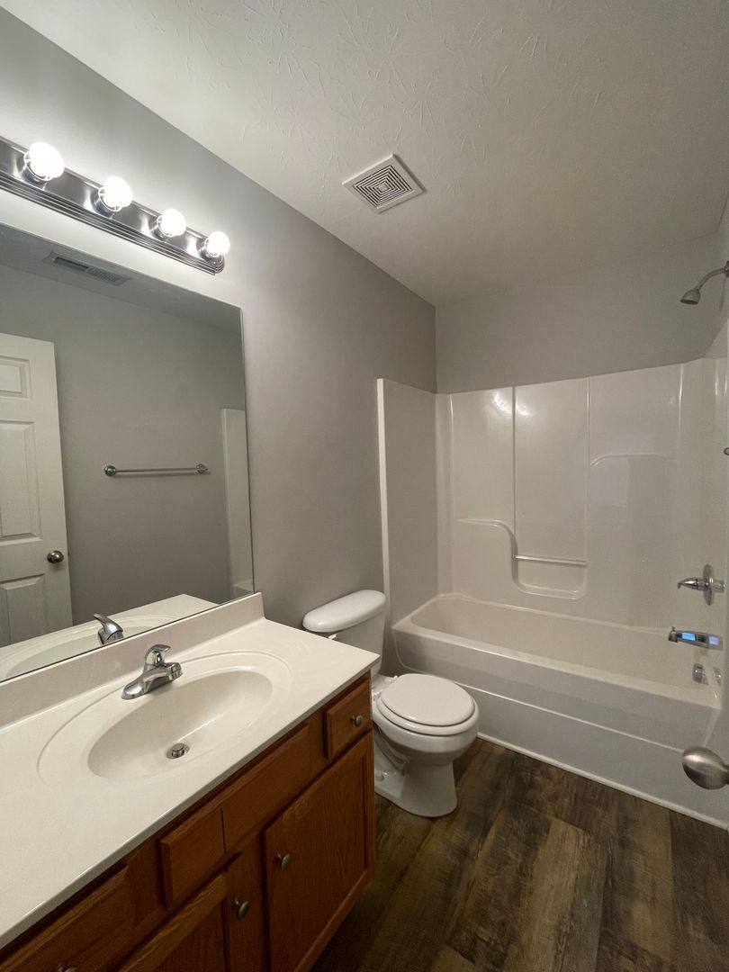 348 Upper Stone Ave #B, Bowling Green, KY 42101 - Townhouse for Rent - Image 10