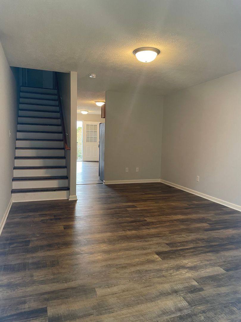 348 Upper Stone Ave #B, Bowling Green, KY 42101 - Townhouse for Rent - Image 7