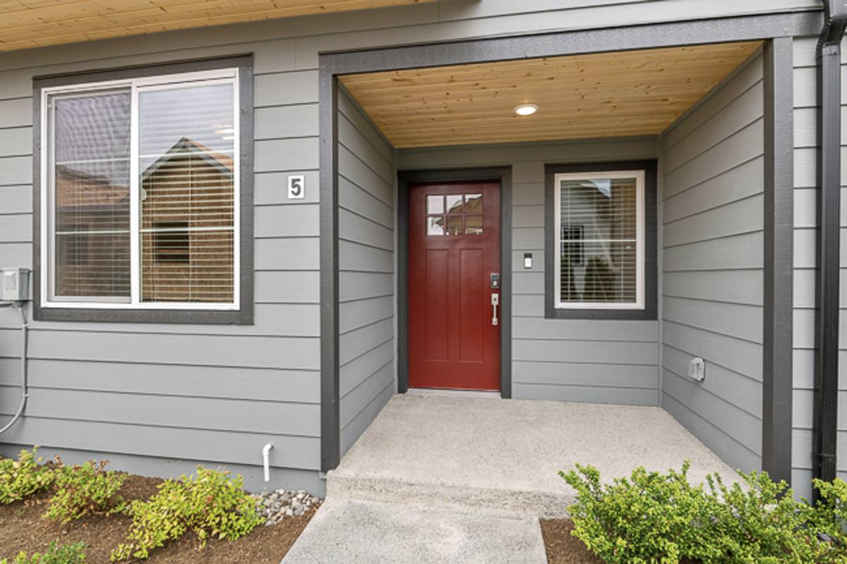 Townhouse for rent at 18862 67th Ave NE #1, Kenmore, WA 98028