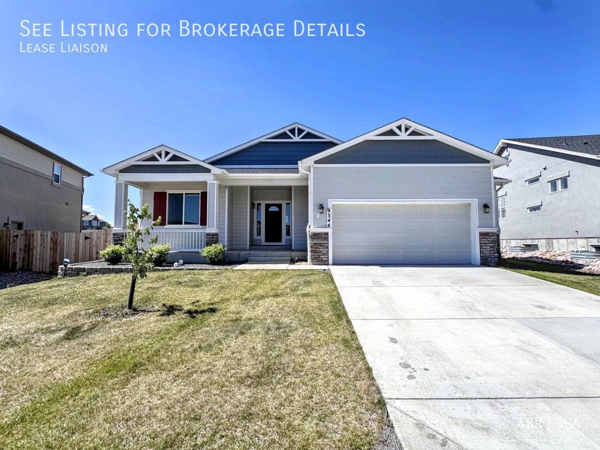 House for rent at 9344 Beaver Brook Dr, Colorado Springs, CO 80908