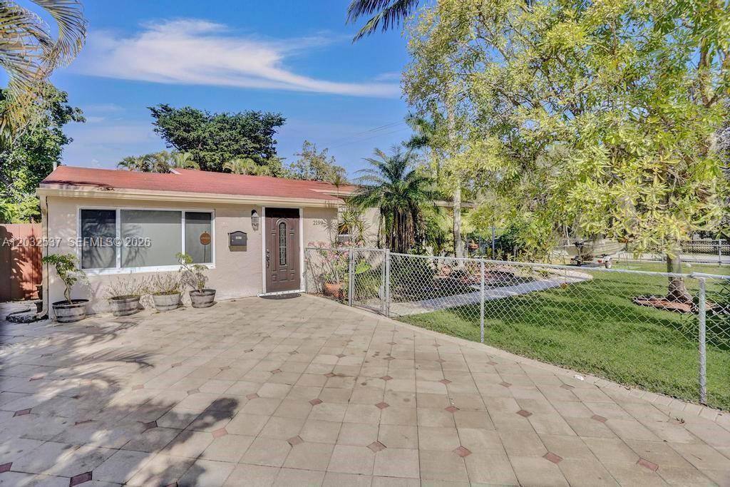 House for rent at 2199 NE 182nd St, Miami, FL 33162