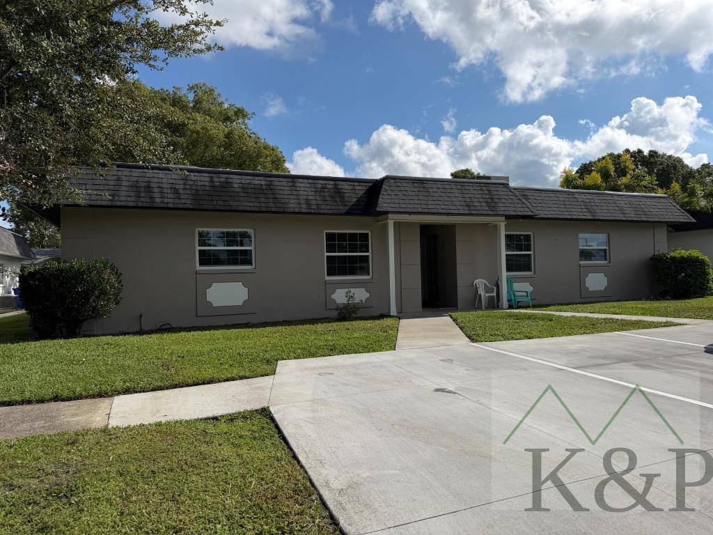Apartment for rent at 515 Duchess Court #1, Lakeland, FL 33803
