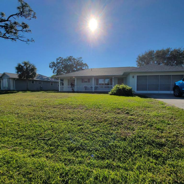 House for rent at 832 Carnation Dr Annual or Seasonal, Sebastian, FL 32958