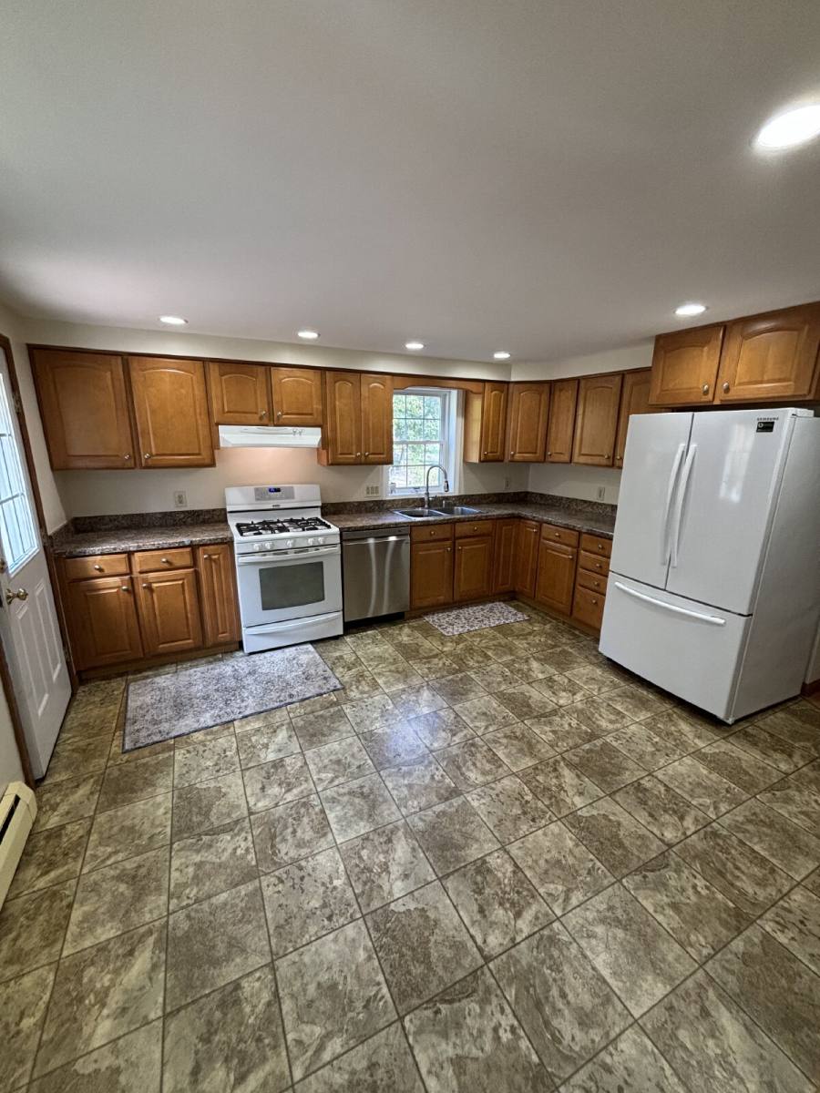 House for rent at 26 Thornton Rd W, Merrimack, NH 03054