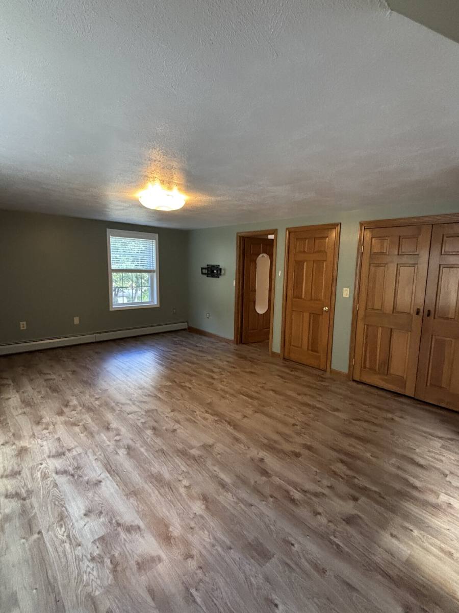 House for rent at 26 Thornton Rd W, Merrimack, NH 03054