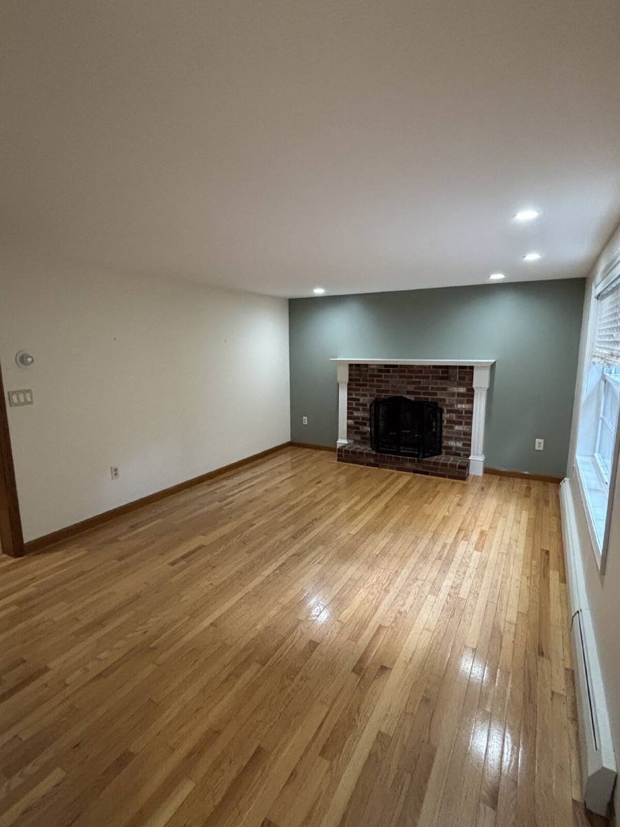 House for rent at 26 Thornton Rd W, Merrimack, NH 03054
