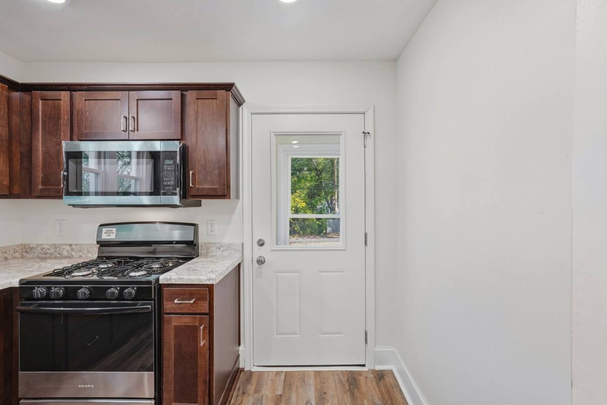 House for rent at 527 Arlington Ave E, St. Paul, MN 55130