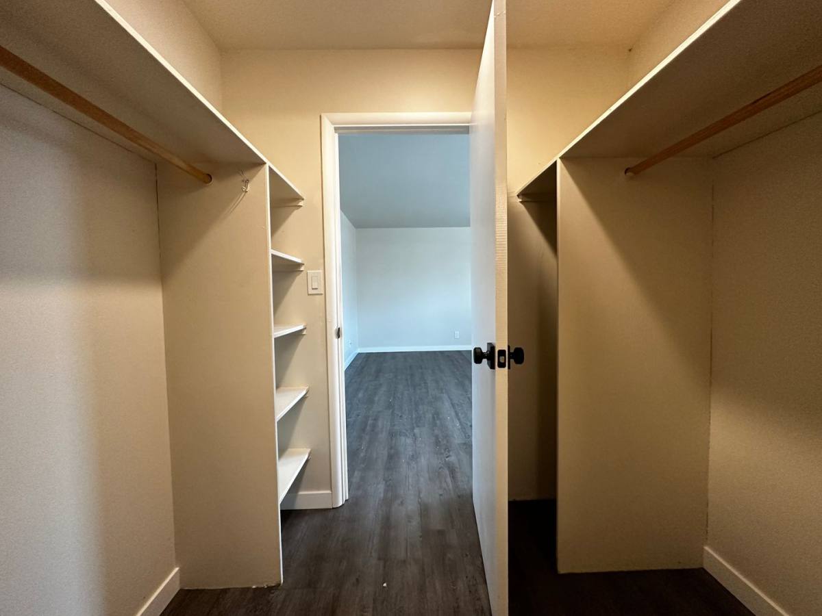 125 Bader St, Green Bay, WI 54302 - Apartment for Rent - Image 8
