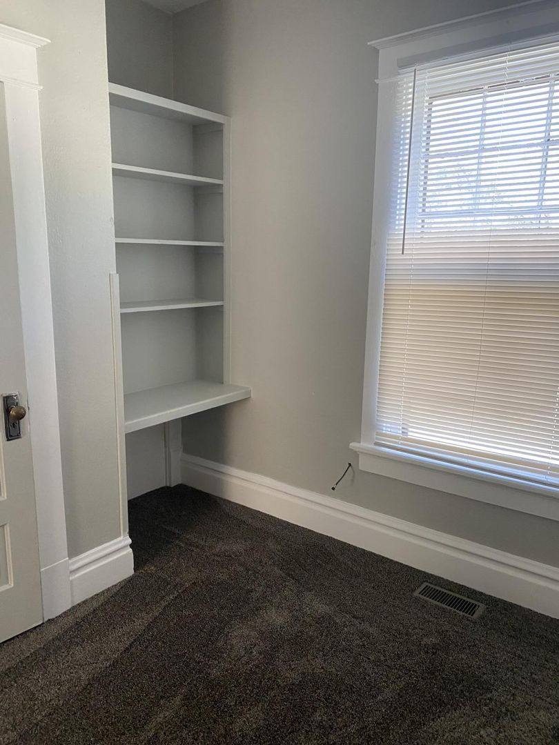 House for rent at 1700 SW Fillmore, Topeka, KS 66604