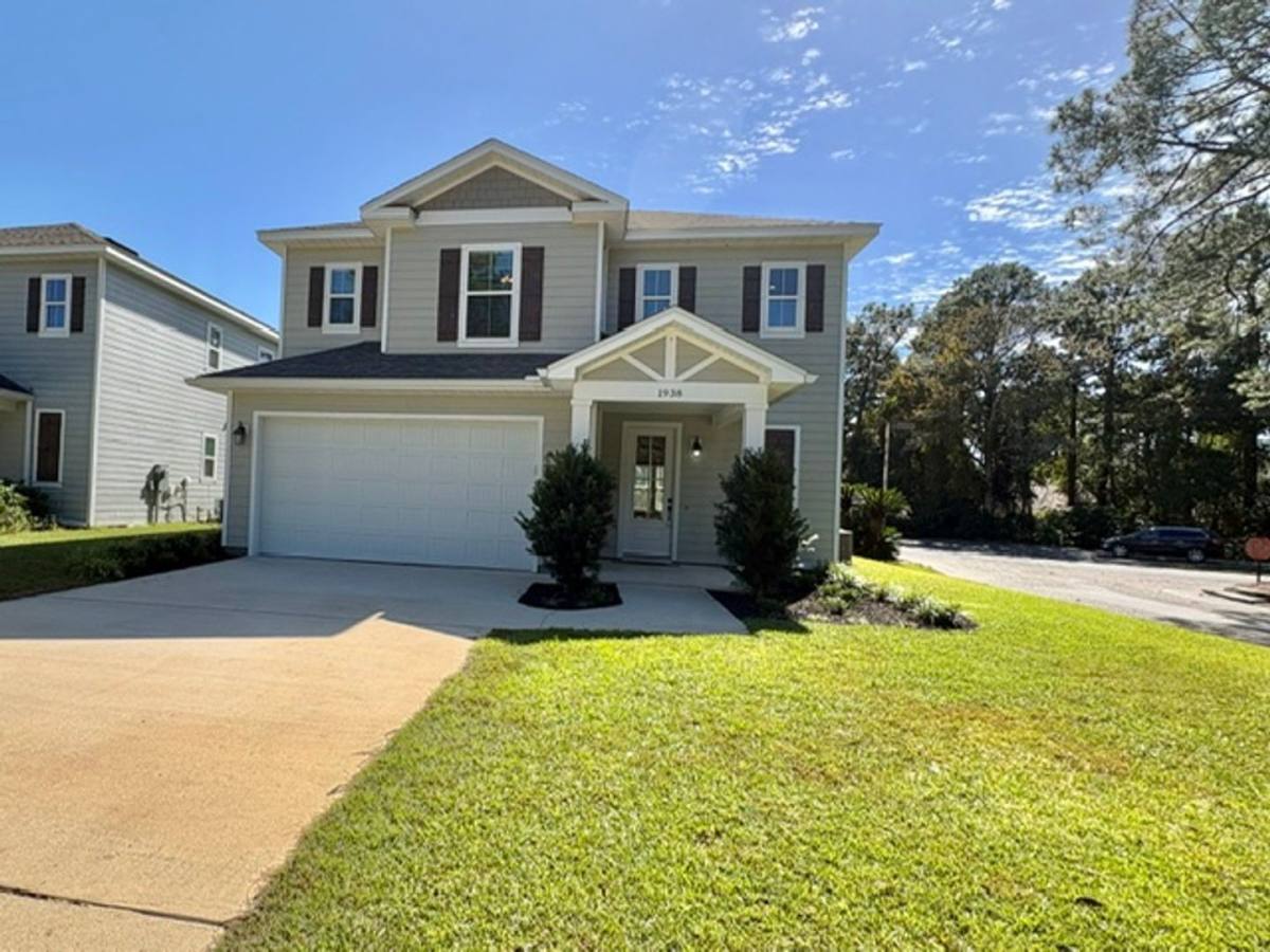 House for rent at 1938 Bluewater Blvd, Niceville, FL 32578