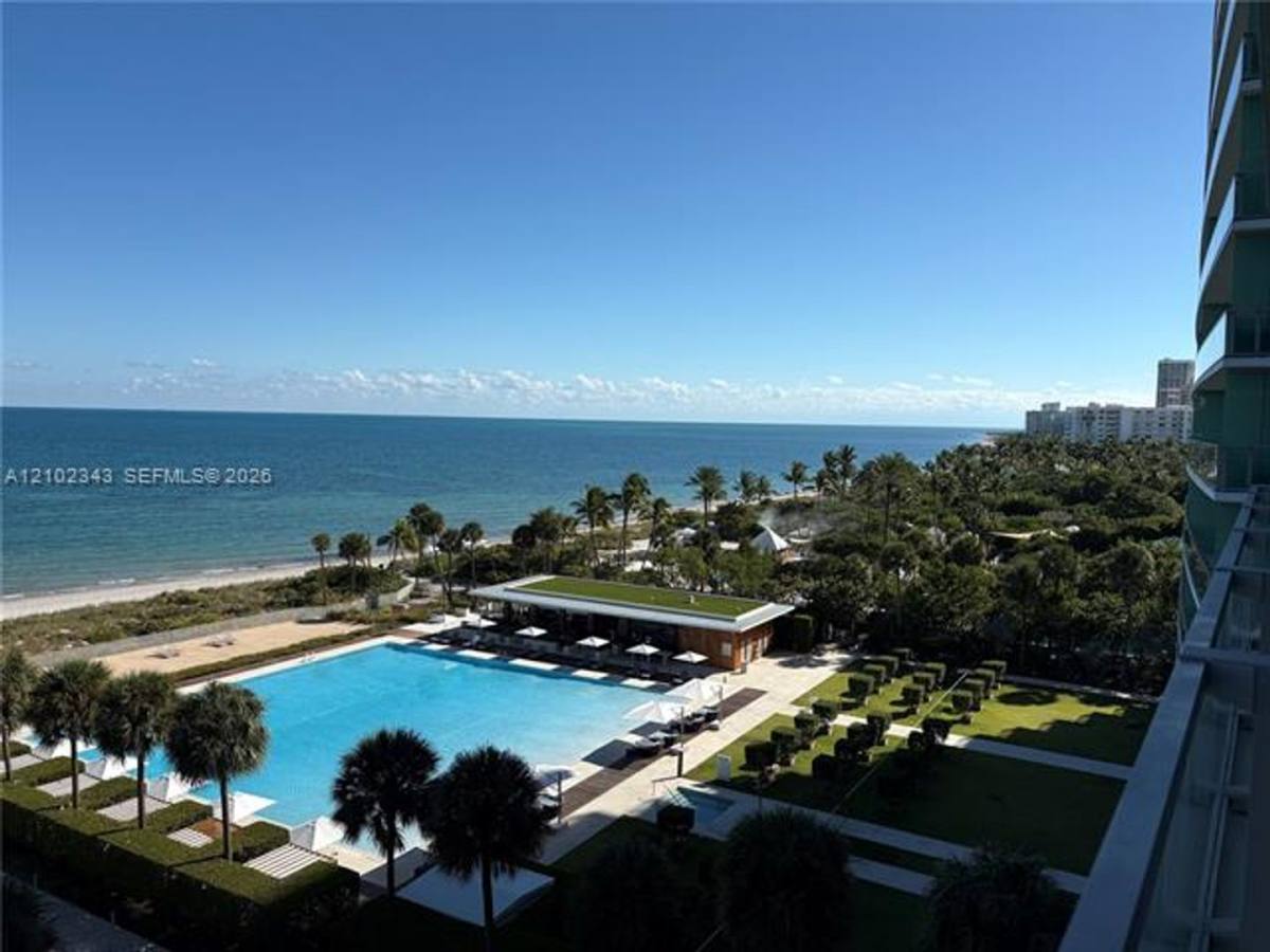 Apartment for rent at 350 Ocean Dr #704N, Key Biscayne, FL 33149