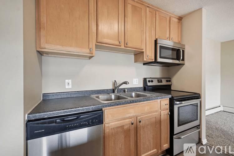 Condo for rent at 4110 Rahn Rd #124, St. Paul, MN 55122