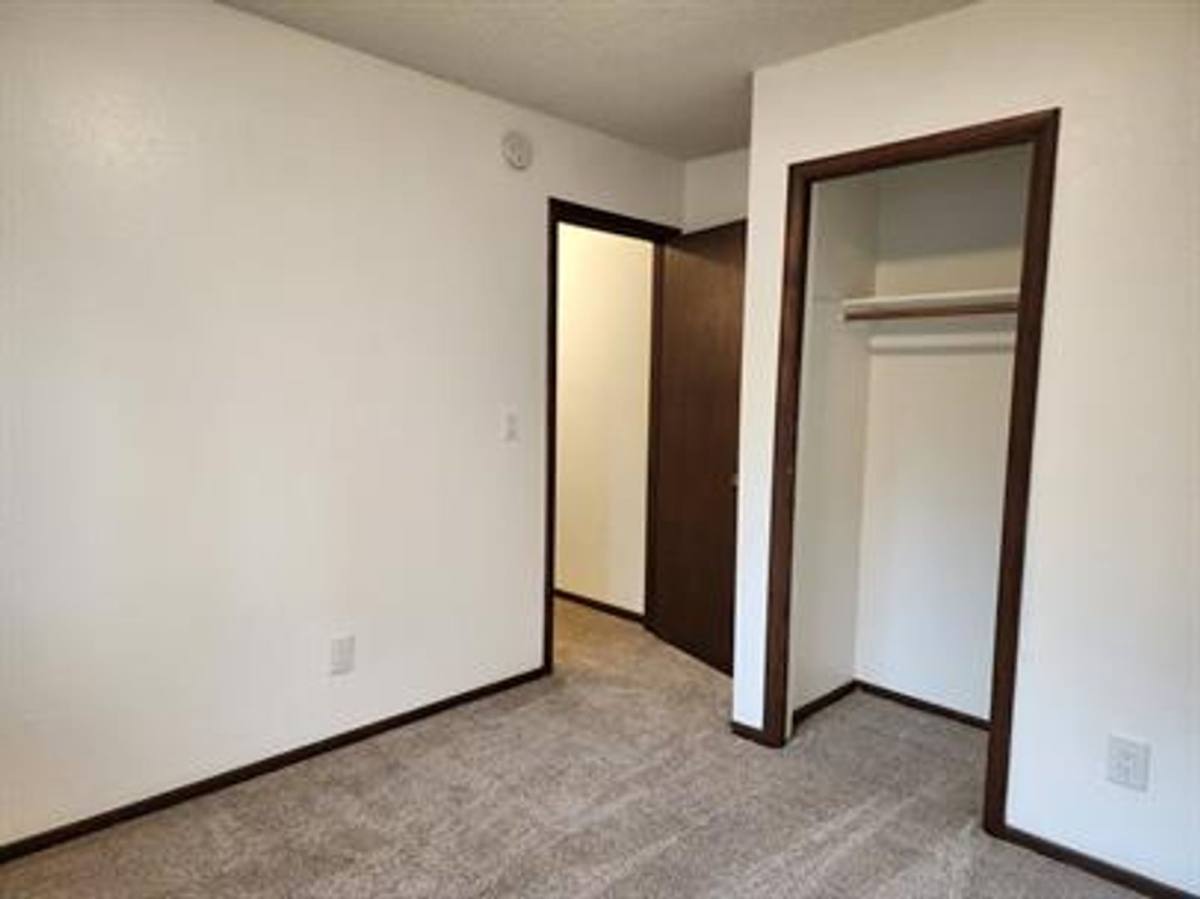 401 E 8th Ave, North Pole, AK 99705 - Apartment for Rent - Image 9