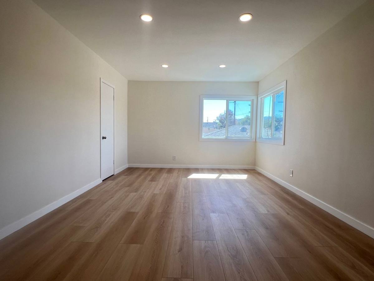 Apartment for rent at 25326 Oak St, Lomita, CA 90717