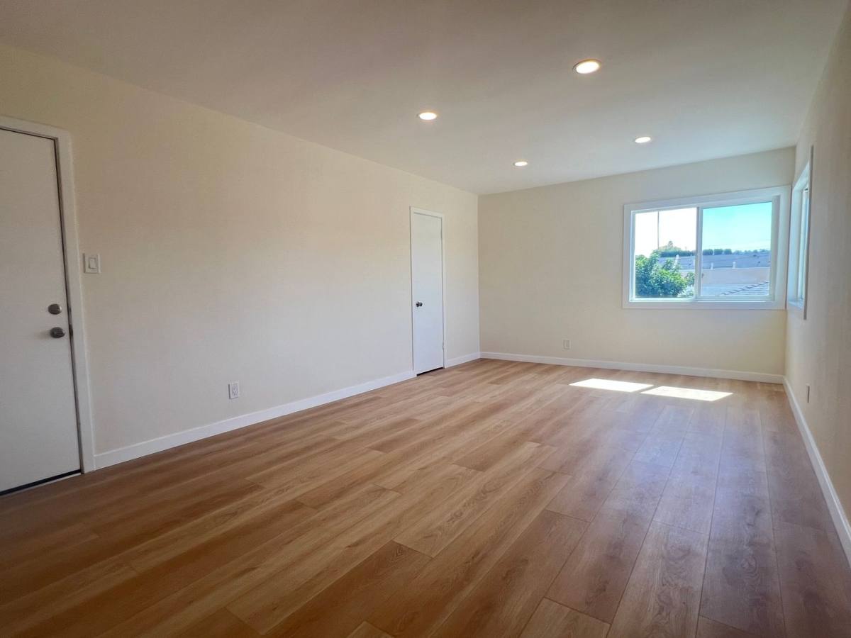 Apartment for rent at 25326 Oak St, Lomita, CA 90717