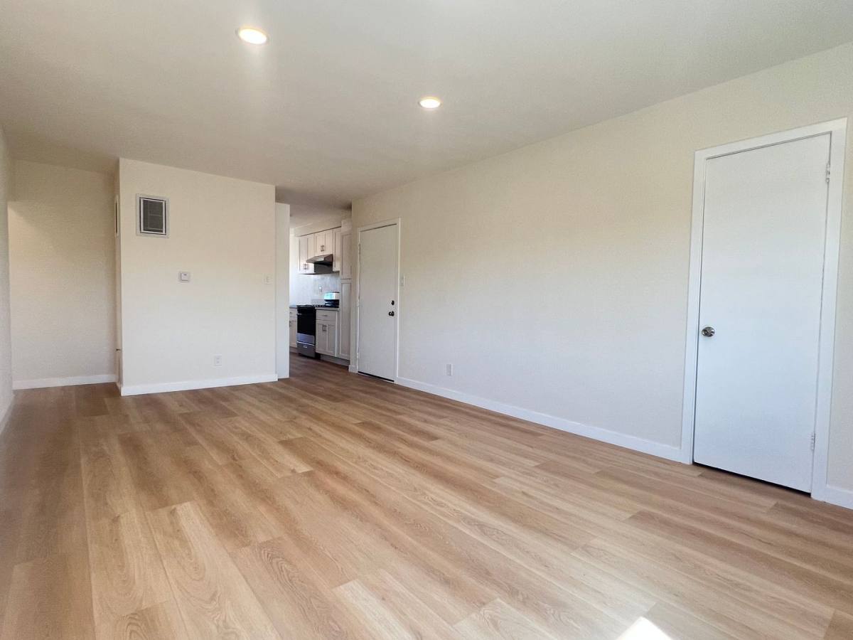 Apartment for rent at 25326 Oak St, Lomita, CA 90717