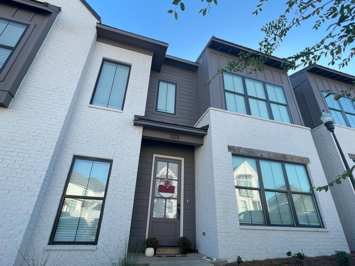 Townhouse for rent at 323 Stillwater Lane, Oxford, MS 38655