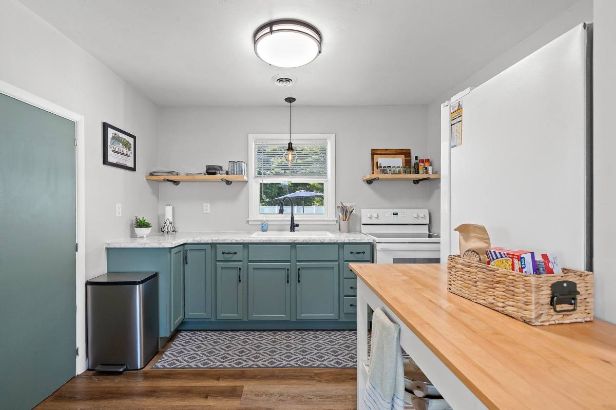 621 Cook St, De Pere, WI 54115 - House for Rent - Image 10