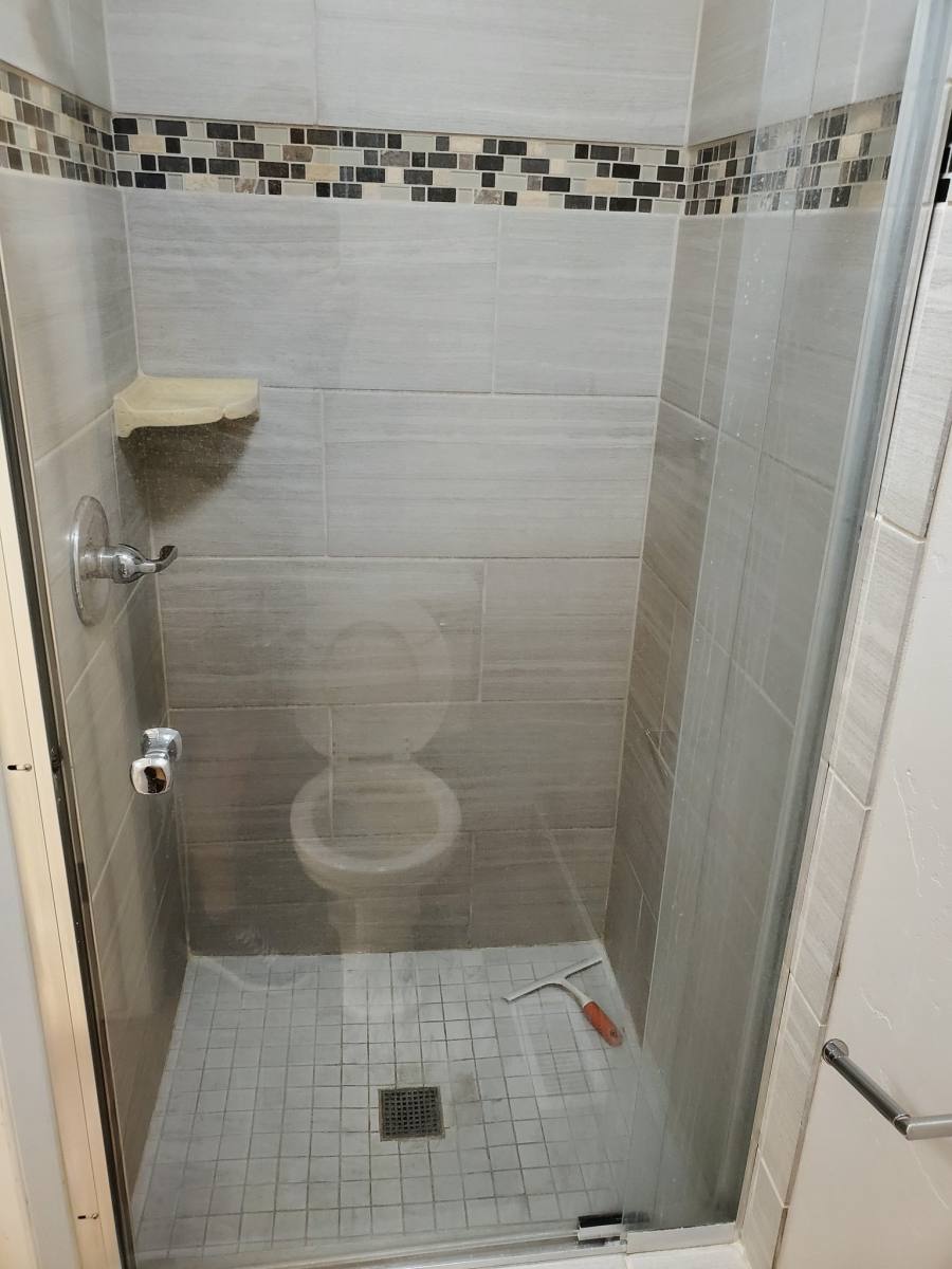 House for rent at 1285 E Hemmingway Dr, Salt Lake City, UT 84121