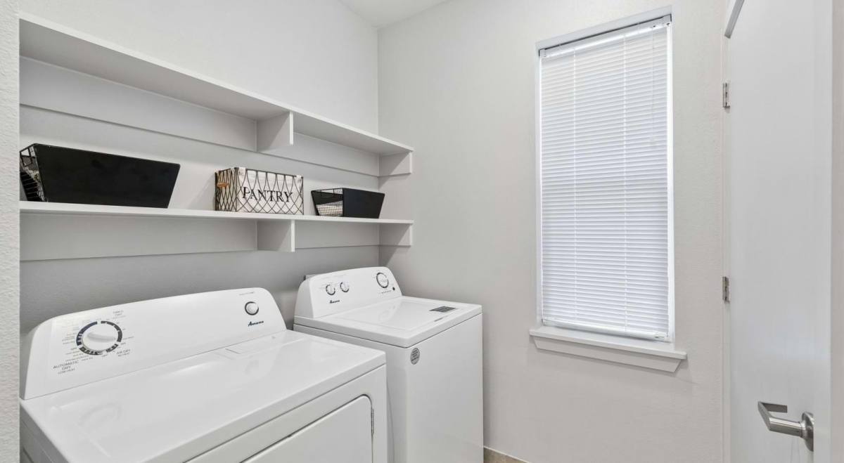 Apartment for rent at Oak Park, 1029 NE 6th St, Oklahoma City, OK 73117