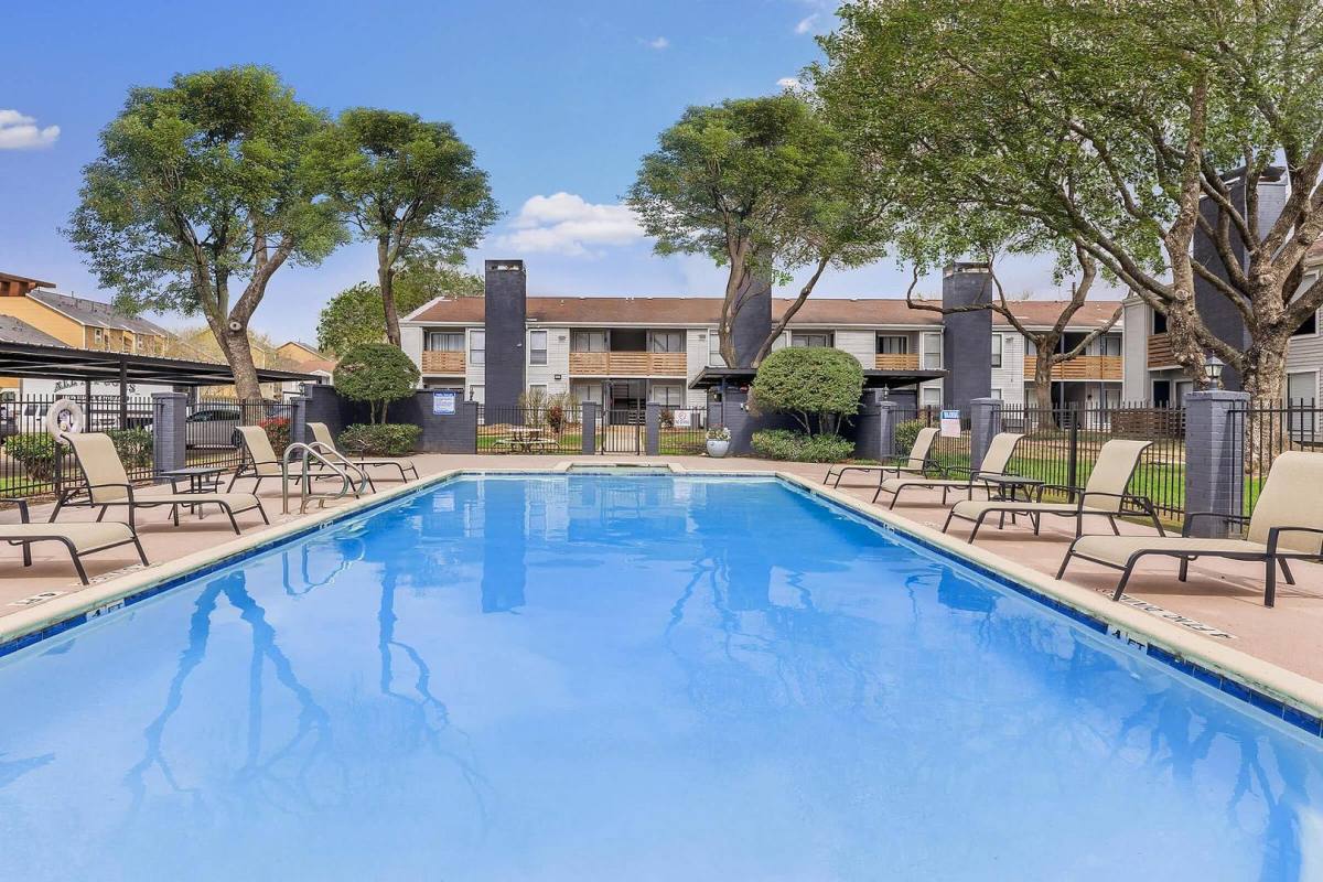 Ashwood Park Apartment Homes, 3520 Burke Rd, Pasadena, TX 77504 - Apartment for Rent