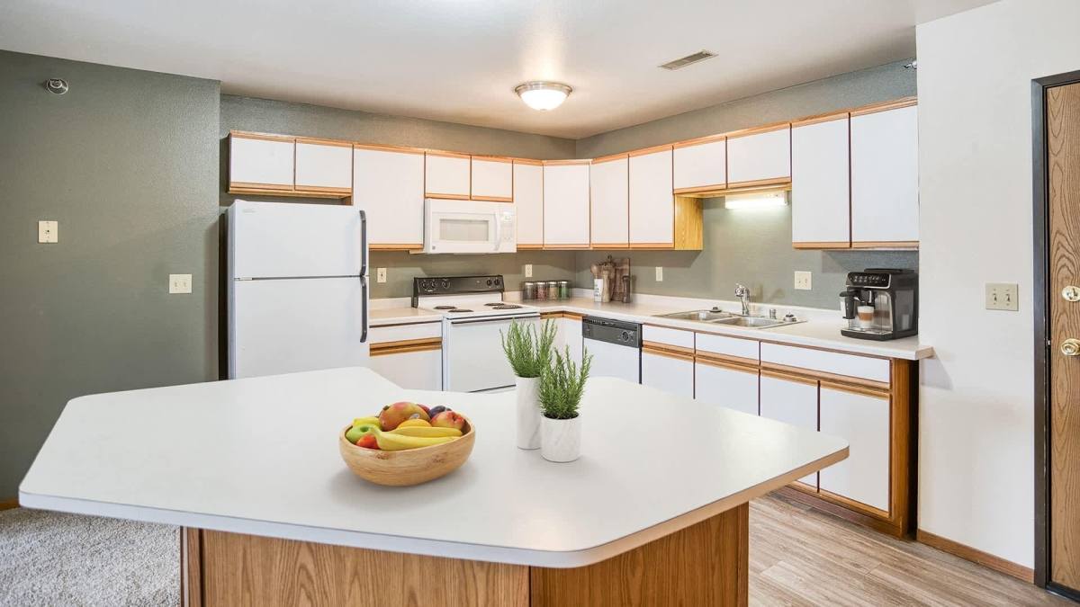 1550 Country Manor Blvd, Billings, MT 59102 - Apartment for Rent - Image 3