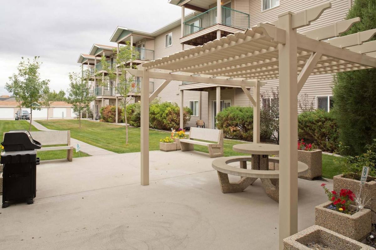 1550 Country Manor Blvd, Billings, MT 59102 - Apartment for Rent - Image 4