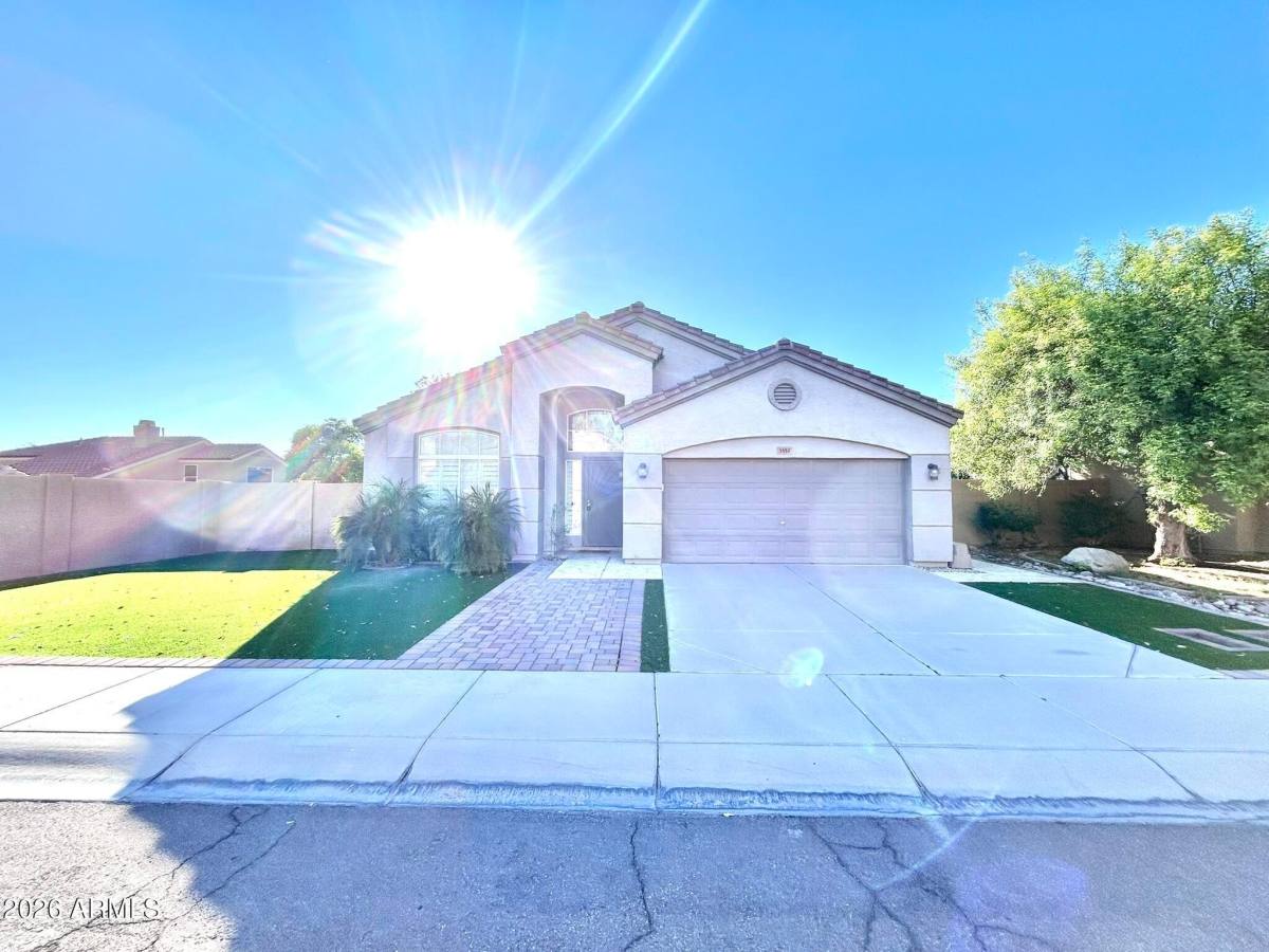 3552 S Cosmos Dr, Chandler, AZ 85248 - House for Rent