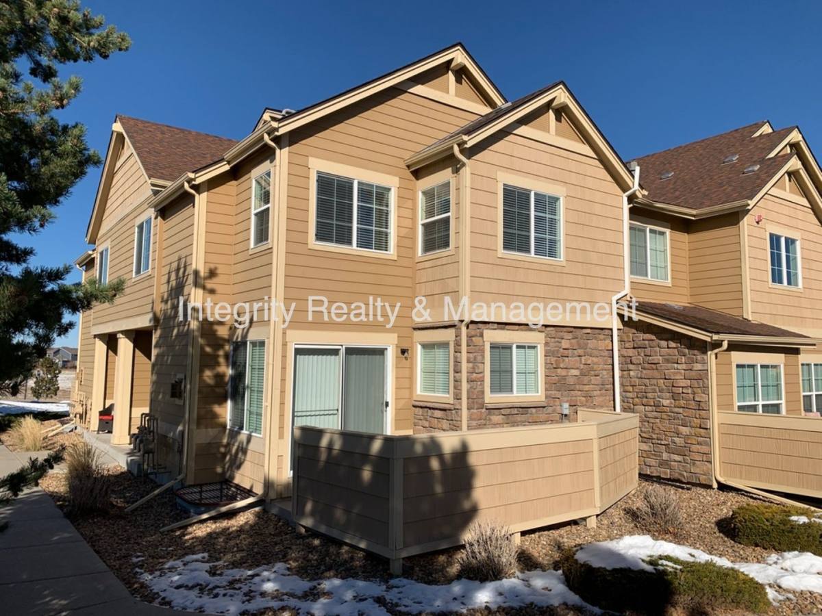 Townhouse for rent at 2695 Cutters Circle #106, Castle Rock, CO 80108
