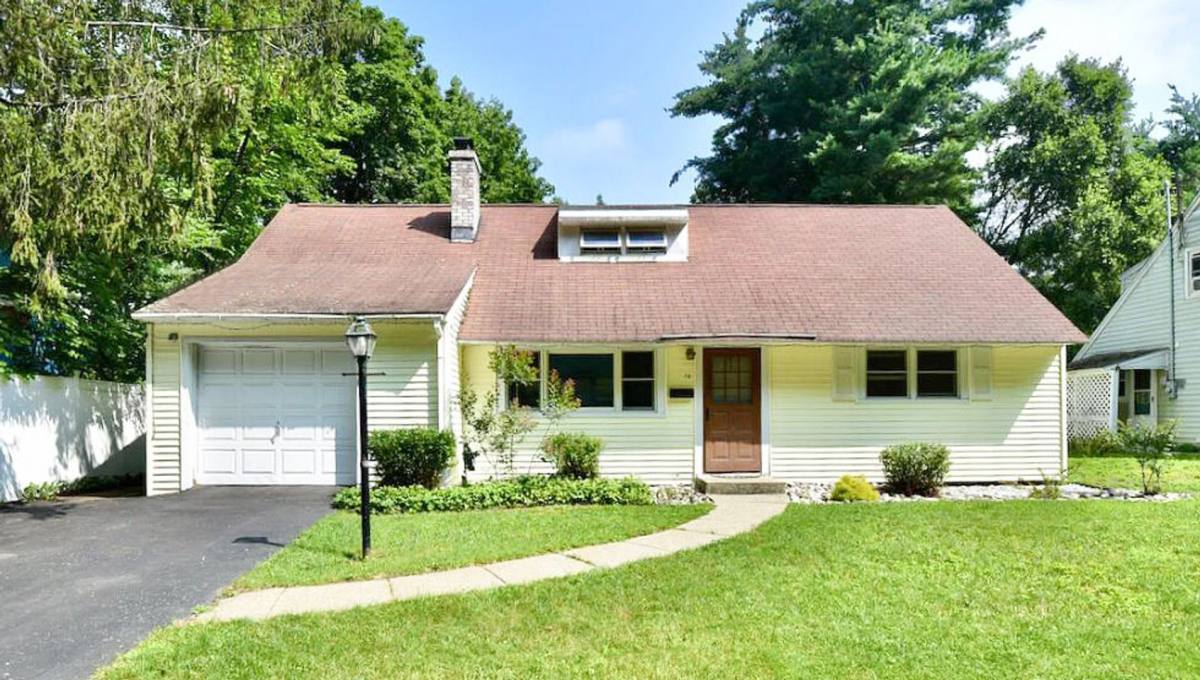 House for rent at 13 Southgate Rd, Albany, NY 12211