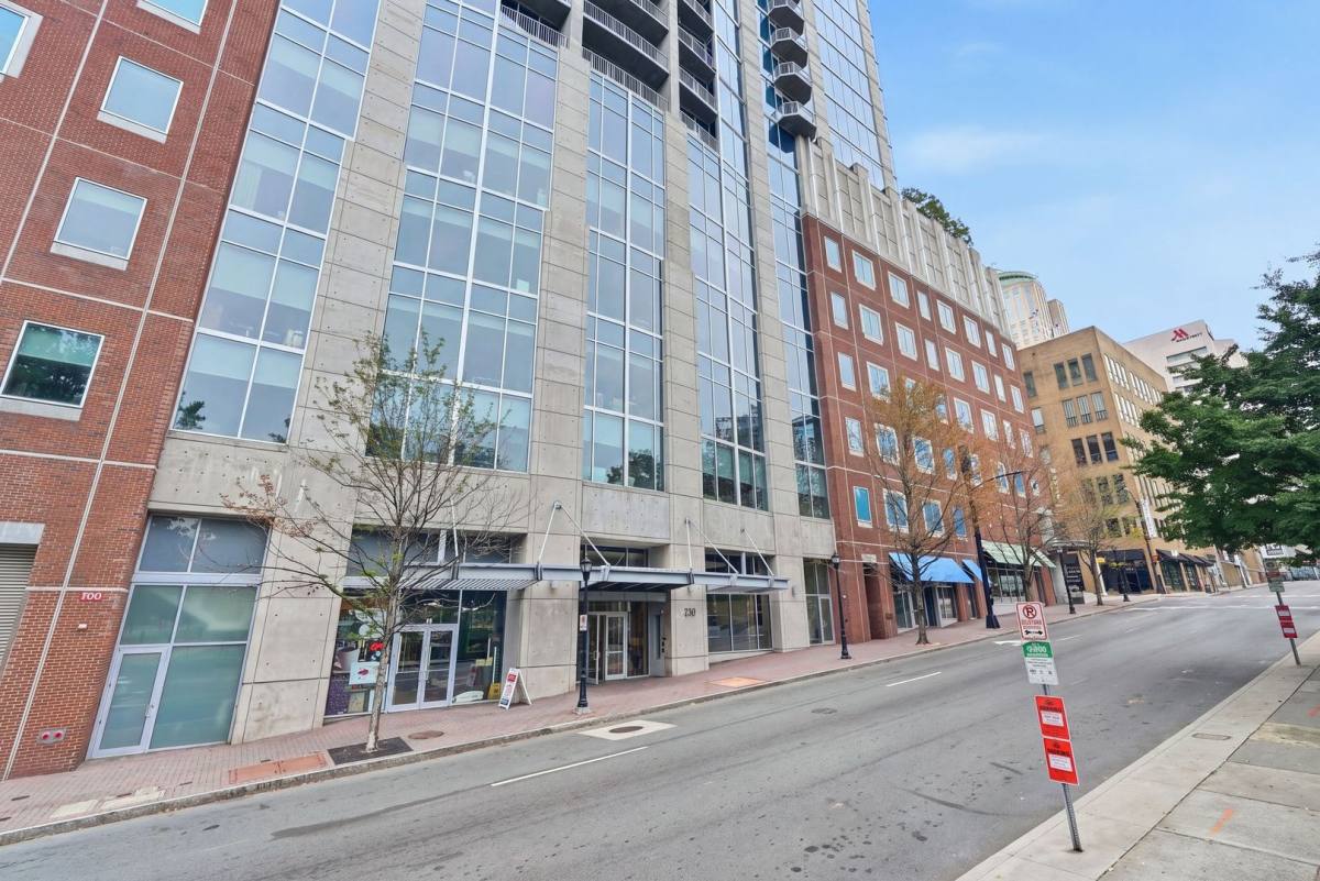 Condo for rent at 210 N Church St #1608, Charlotte, NC 28202