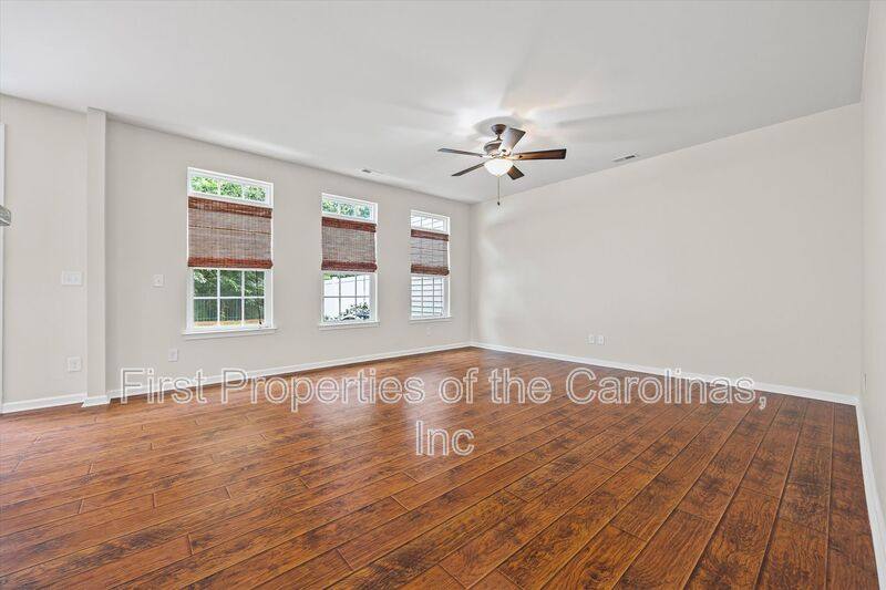 Townhouse for rent at 9736 Springholm Dr, Charlotte, NC 28278