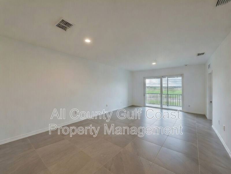 19140 Scallop Loop #403, Bradenton, FL 34202 - Condo for Rent - Image 3