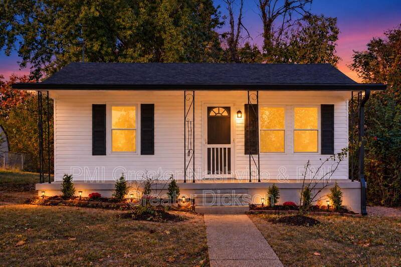 808 W 2nd St, Dickson, TN 37055 - House for Rent - Image 1
