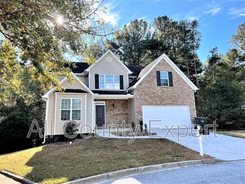 House for rent at 2370 Temple View Court, Snellville, GA 30078