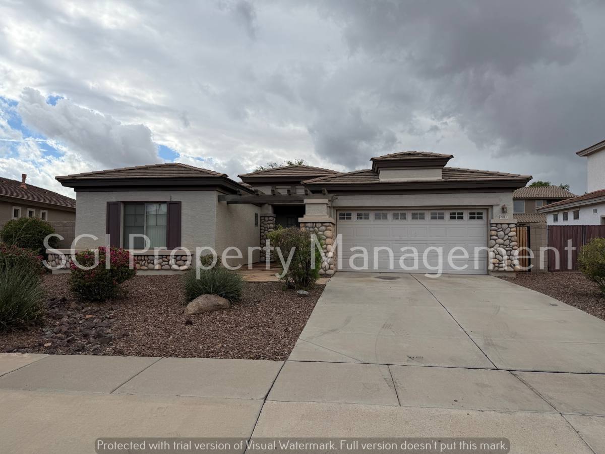 House for rent at 8811 W Nicolet Ave, Glendale, AZ 85305