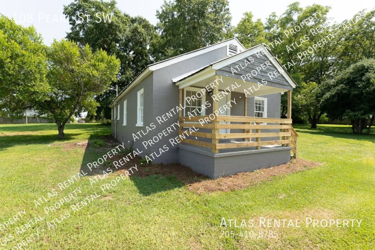 108 Pearl St SW, Hartselle, AL 35640 - House for Rent - Image 2