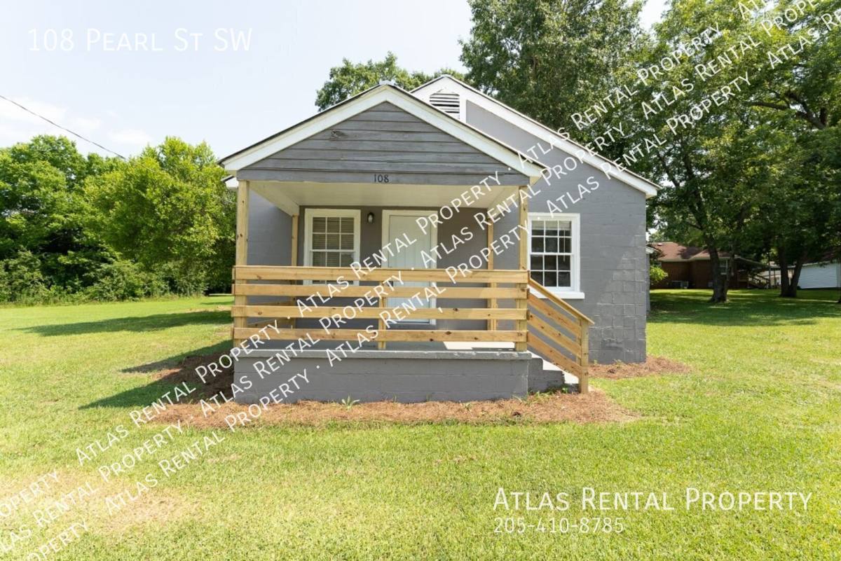 108 Pearl St SW, Hartselle, AL 35640 - House for Rent