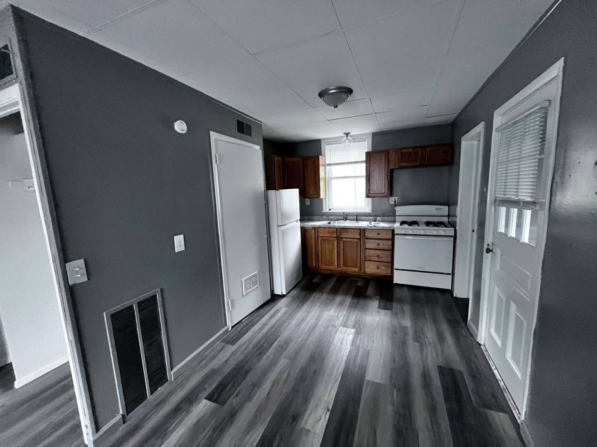 House for rent at 3706 N Ashton Ave, Peoria, IL 61614