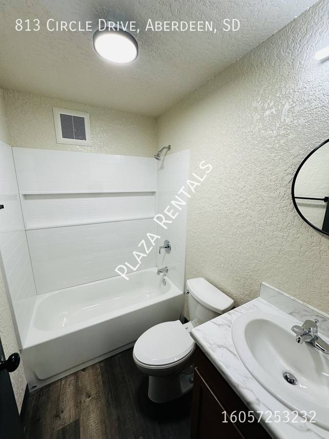 Apartment for rent at 1020 N 2nd St #9, Aberdeen, SD 57401