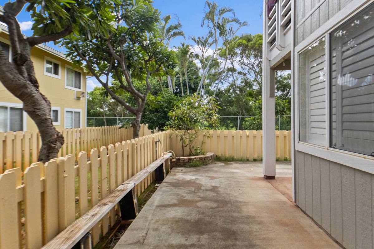 Townhouse for rent at 94-524 Kupuohi St #16-103, Waipahu, HI 96797
