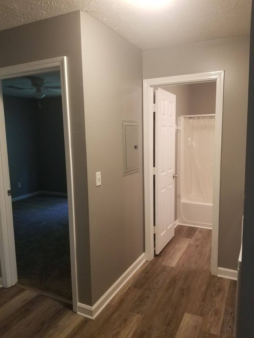 1610 Main St, Murray, KY 42071 - Apartment for Rent - Image 8