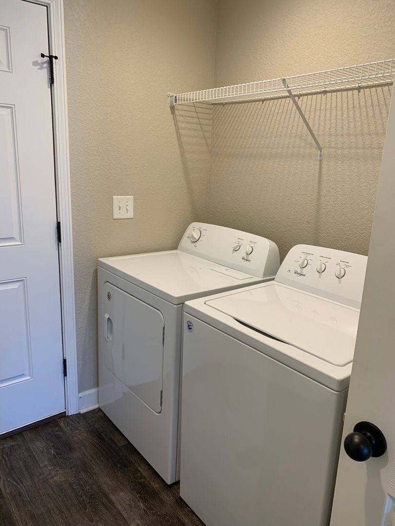 Apartment for rent at Dee's Place, 711 SW 2nd St, Walnut Ridge, AR 72476