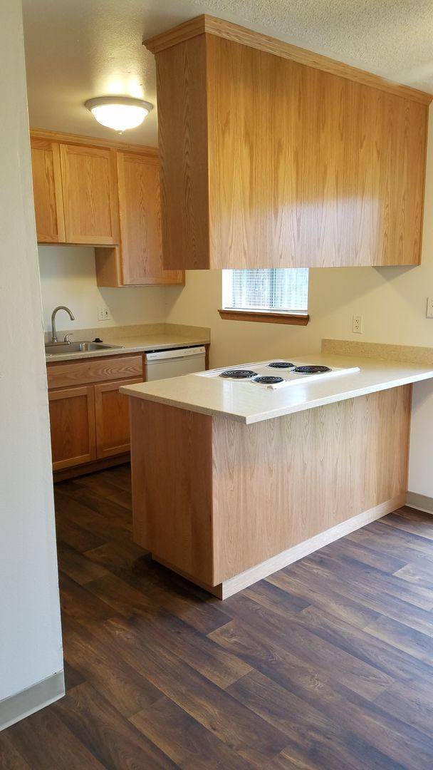 Apartment for rent at Jefferson Square, 18850 SW Farmington Rd, Beaverton, OR 97007