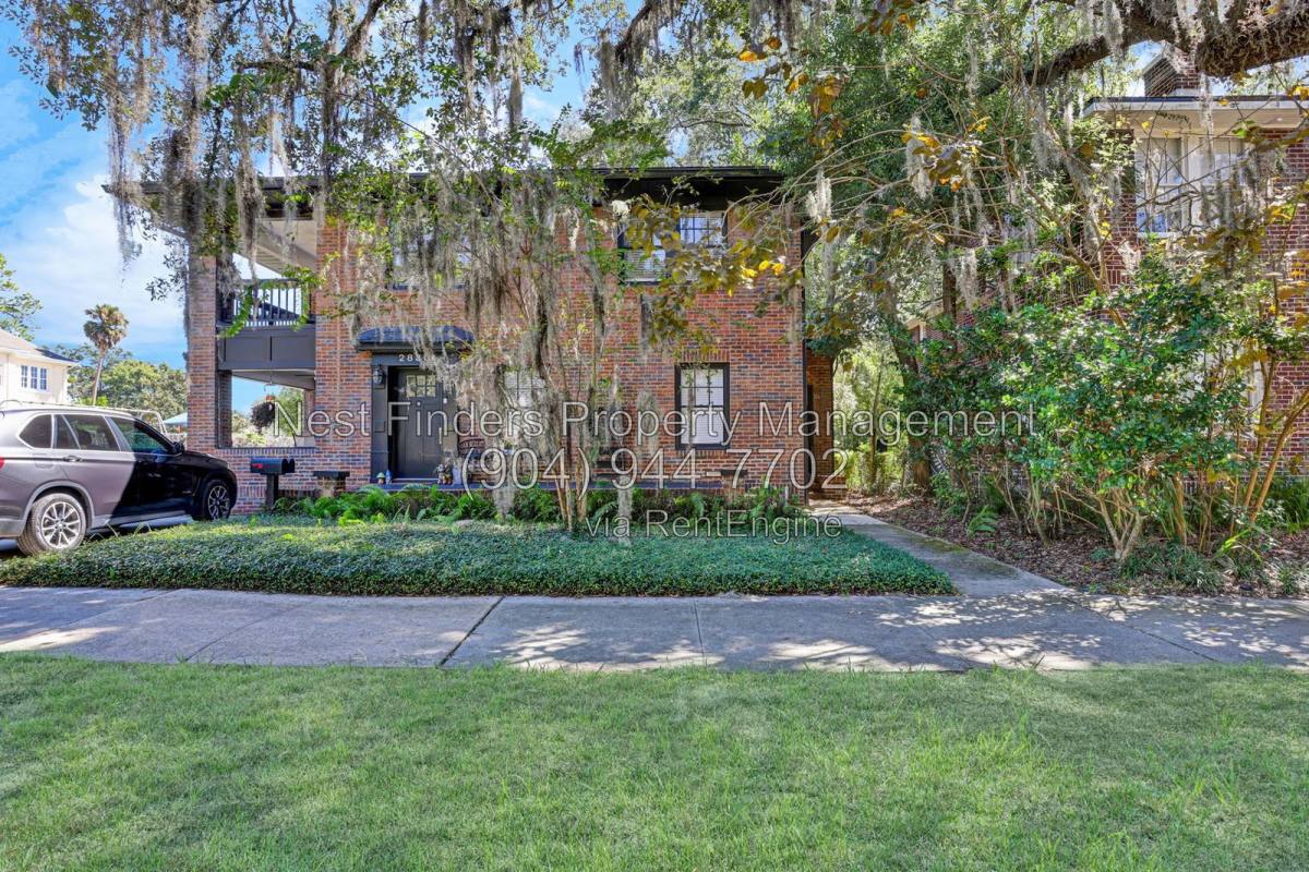 Apartment for rent at 2832 Park St, Jacksonville, FL 32205