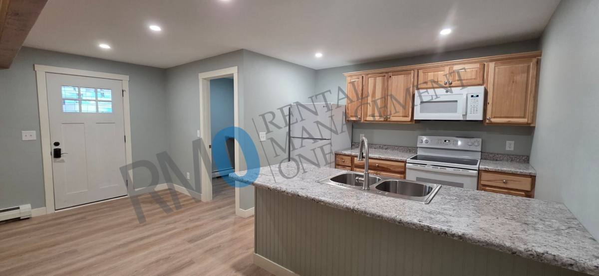 Apartment for rent at 1019 Forest St #4, Traverse City, MI 49686