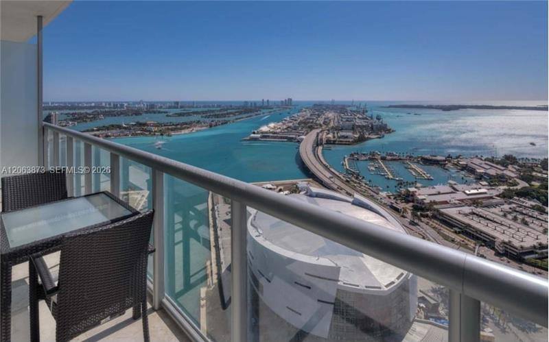 888 Biscayne Blvd #4009, Miami, FL 33132 - Apartment for Rent - Image 2